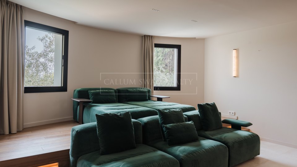 Benahavis, Villa privée de cinq chambres avec vue sur la montagne à El Madroñal