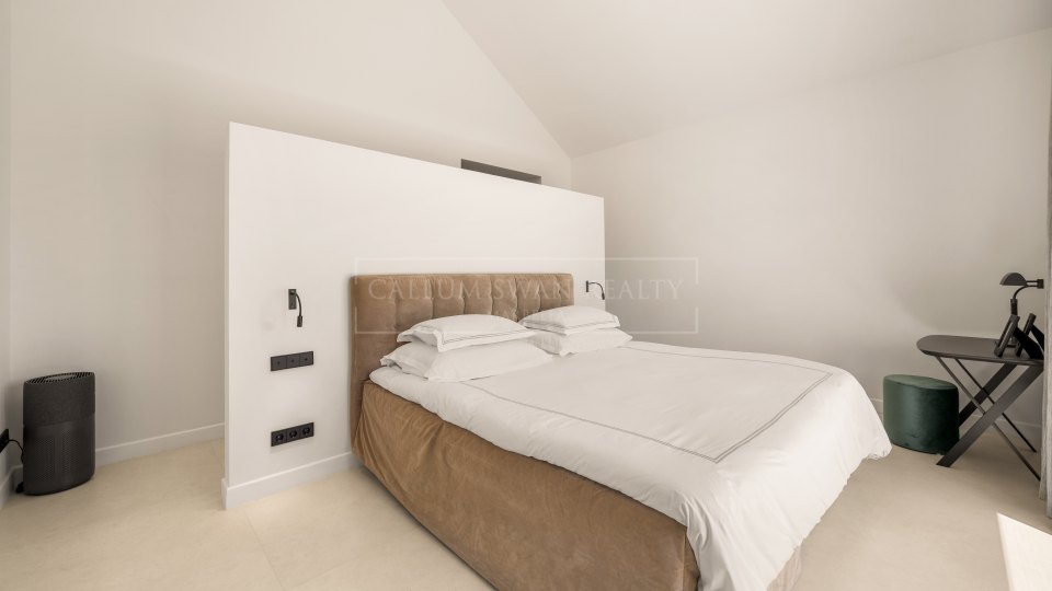 Marbella Golden Mile, Villa mediterránea con piscina y zona de bienestar en Cascada de Camoján, Milla de Oro