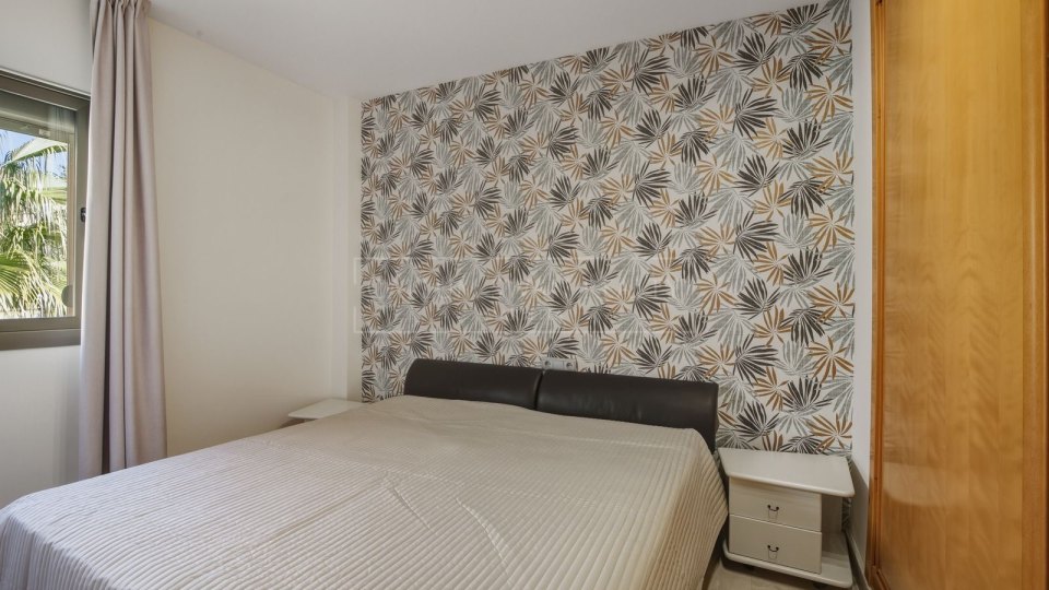 Benahavis, Two-Bedroom Penthouse for Sale with Panoramic Sea Views in Benahavís