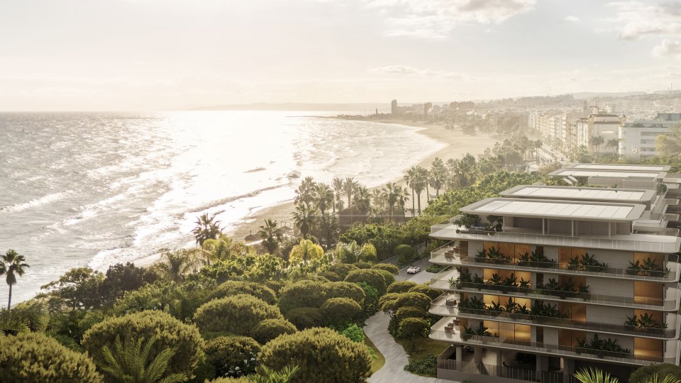 Estepona, Appartement d'angle en bord de mer avec quatre chambres à Estepona