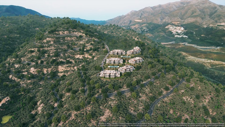 Benahavis, Apartamento con Jardín de Tres Dormitorios con Vistas al Mar en Real de La Quinta