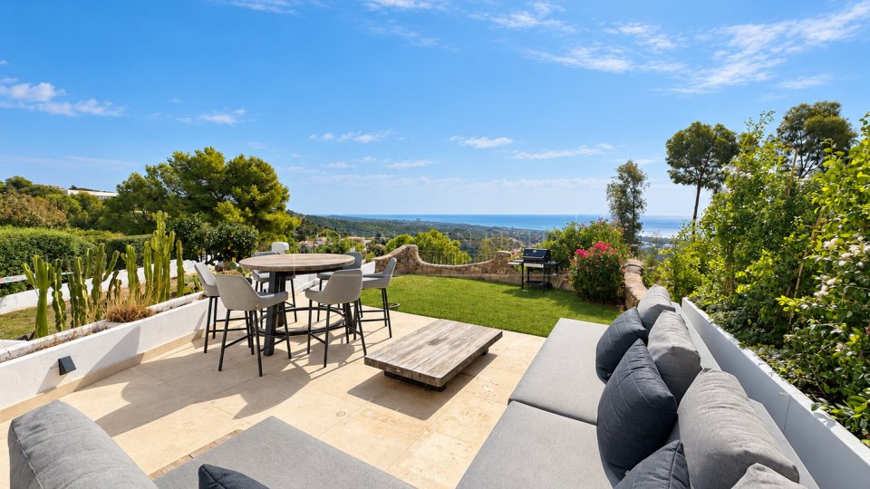 Marbella East, South-Facing Four-Bedroom Townhouse with Sea Views in Los Altos de los Monteros