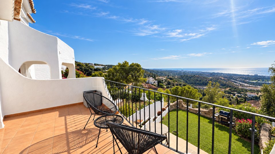 Marbella East, South-Facing Four-Bedroom Townhouse with Sea Views in Los Altos de los Monteros