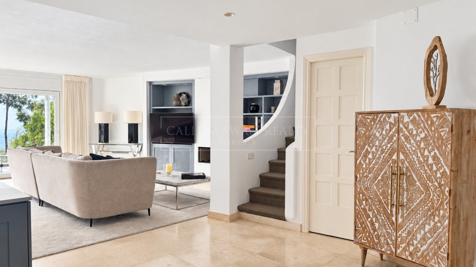 Marbella East, South-Facing Four-Bedroom Townhouse with Sea Views in Los Altos de los Monteros