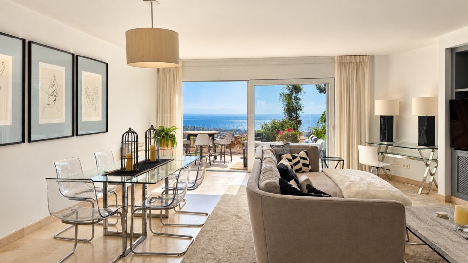 Marbella East, South-Facing Four-Bedroom Townhouse with Sea Views in Los Altos de los Monteros