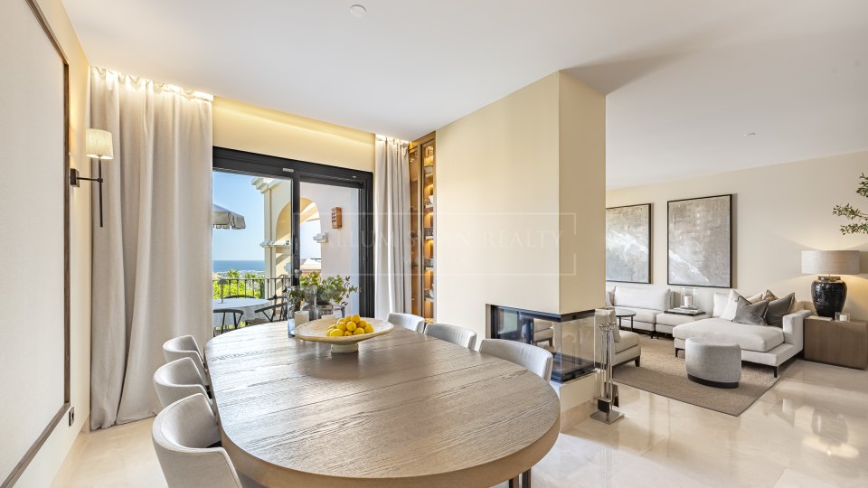 Benahavis, Appartement penthouse élégant de trois chambres avec vue sur la mer à La Quinta, Benahavis
