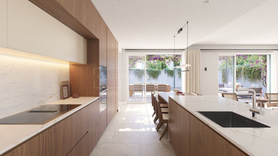 Sotogrande, Three-Bedroom Home with Private Garden and Pool in Sotogrande