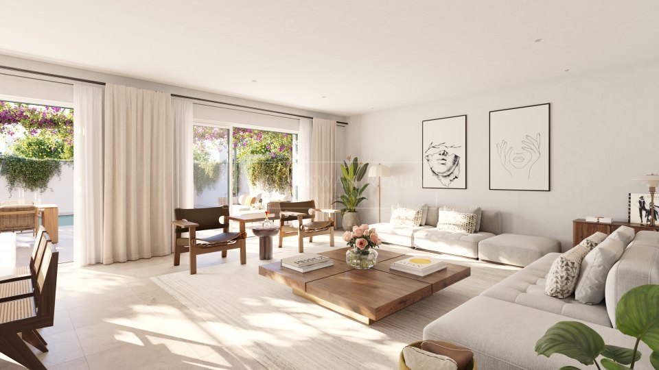 Sotogrande, Three-Bedroom Home with Private Garden and Pool in Sotogrande