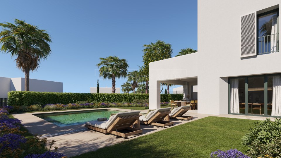 Sotogrande, Four-Bedroom Townhouse with Private Garden and Pool in Sotogrande