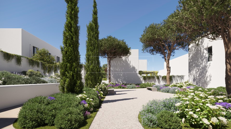 Sotogrande, Four-Bedroom Townhouse with Private Garden and Pool in Sotogrande