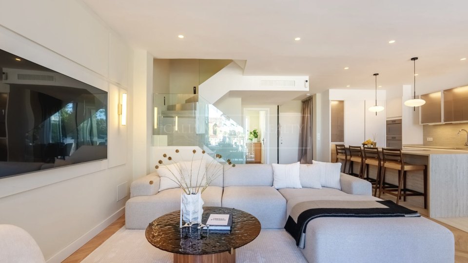 Marbella Golden Mile, Five-Bedroom Townhouse in Altos de Salamanca, Marbella Golden Mile