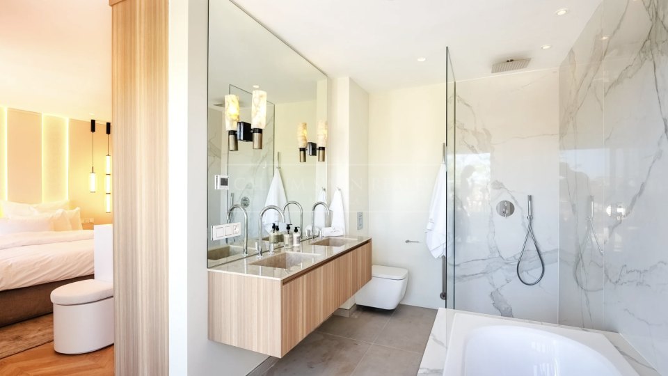 Marbella Golden Mile, Five-Bedroom Townhouse in Altos de Salamanca, Marbella Golden Mile