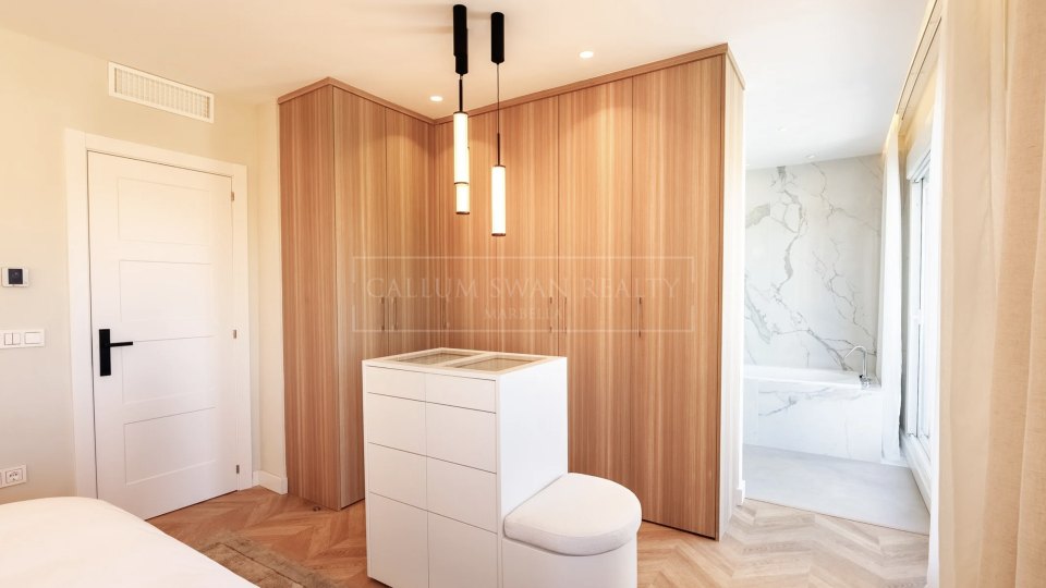 Marbella Golden Mile, Five-Bedroom Townhouse in Altos de Salamanca, Marbella Golden Mile