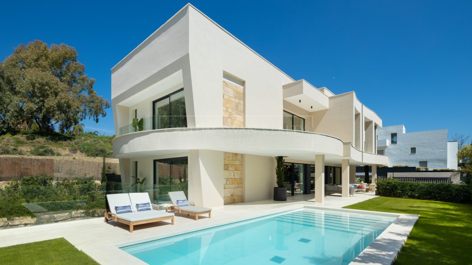 Nueva Andalucia, Villa neuve de cinq chambres à La Cerquilla, Nueva Andalucía, proche des terrains de golf et de Puerto Banús