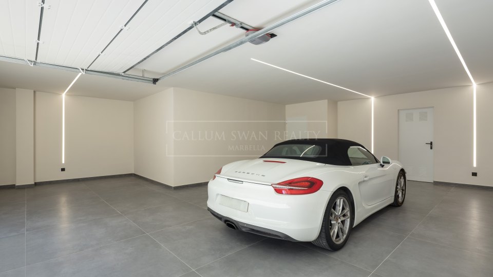 Nueva Andalucia, Villa neuve de cinq chambres à La Cerquilla, Nueva Andalucía, proche des terrains de golf et de Puerto Banús