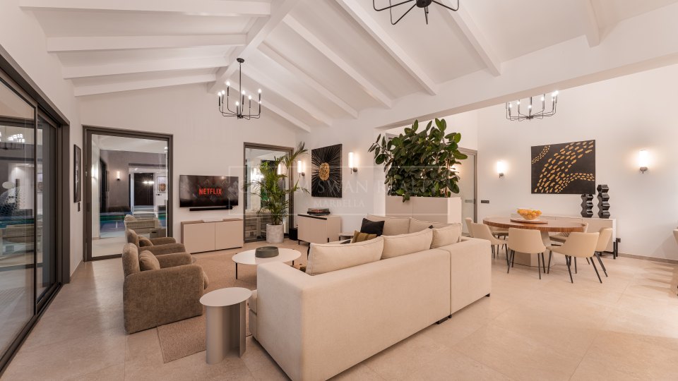 Nueva Andalucia, Maison contemporaine de cinq chambres à vendre à La Cerquilla, Nueva Andalucía