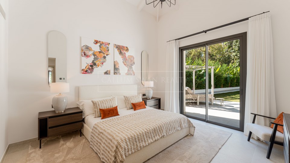 Nueva Andalucia, Maison contemporaine de cinq chambres à vendre à La Cerquilla, Nueva Andalucía