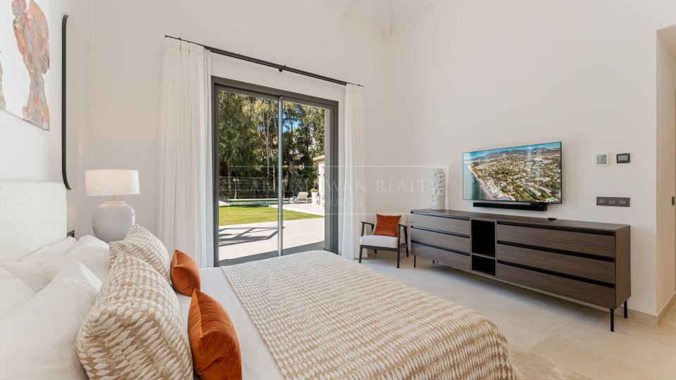 Nueva Andalucia, Maison contemporaine de cinq chambres à vendre à La Cerquilla, Nueva Andalucía
