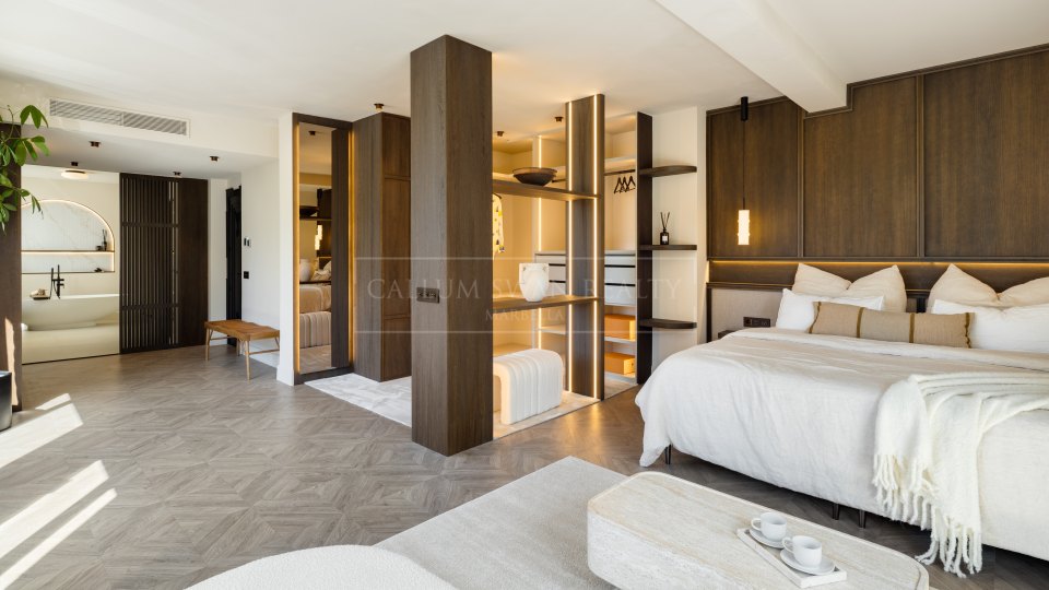 Nueva Andalucia, Villa rénovée de cinq chambres dans la Vallée du Golf de Nueva Andalucía