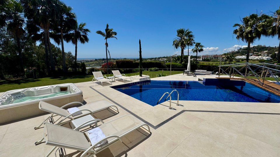 Benahavis, Marbella Luxury Villa Rental with Sea Views and Spa