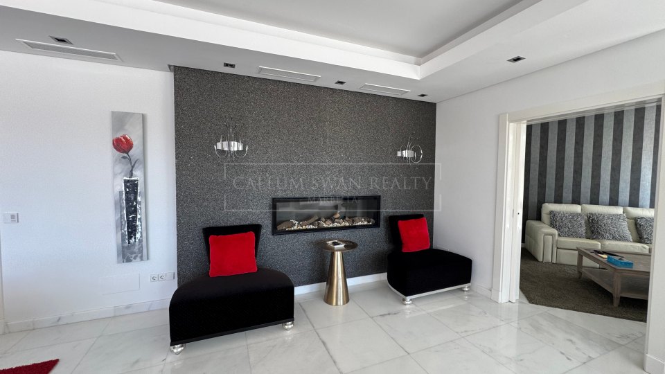 Benahavis, Marbella Luxury Villa Rental with Sea Views and Spa