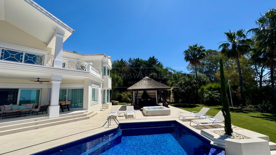 Benahavis, Marbella Luxury Villa Rental with Sea Views and Spa