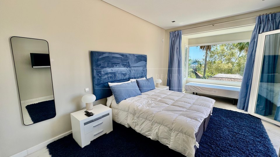Benahavis, Marbella Luxury Villa Rental with Sea Views and Spa