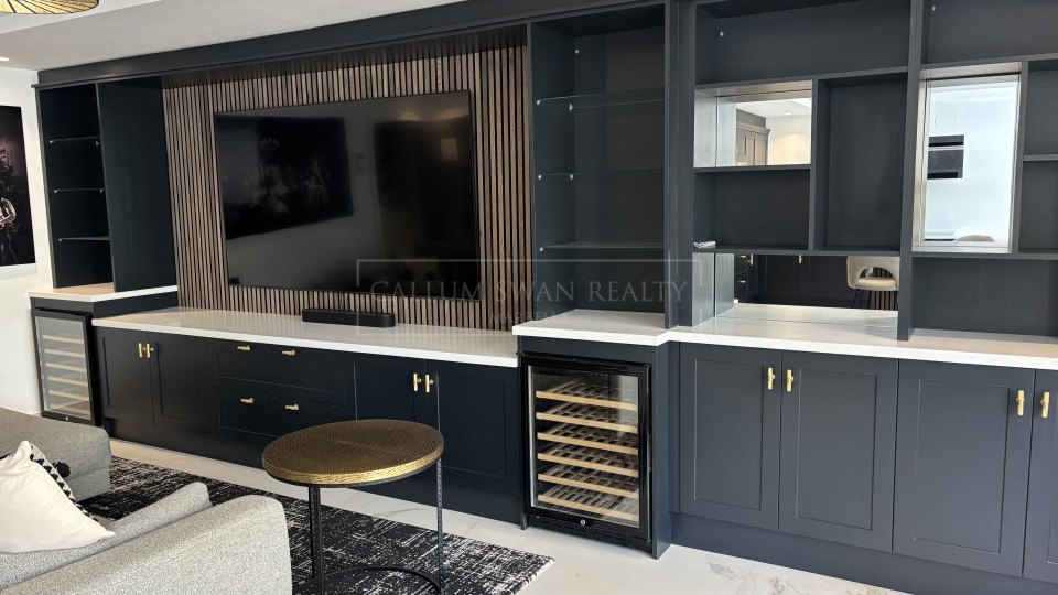 San Pedro de Alcantara, Appartement en rez-de-jardin en bord de mer à louer longue durée
