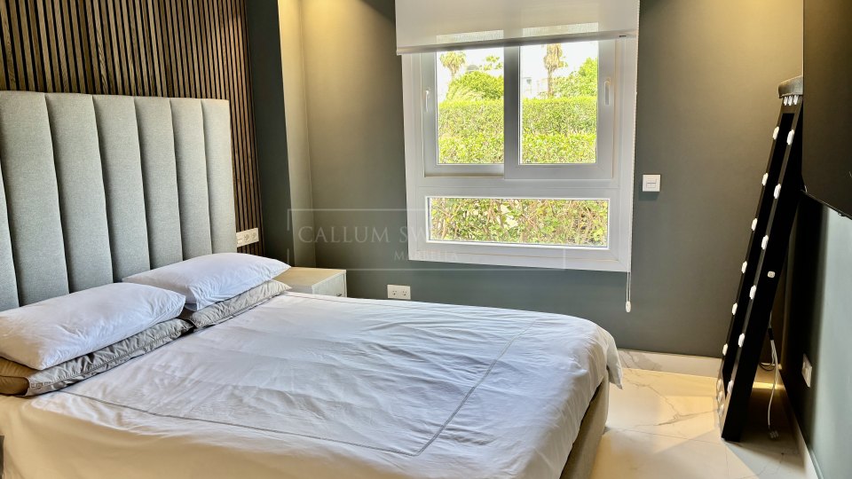 San Pedro de Alcantara, Appartement en rez-de-jardin en bord de mer à louer longue durée