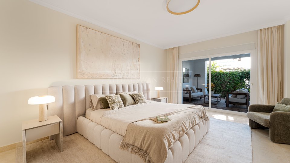 Marbella Golden Mile, Ground Floor Apartment in Sierra Blanca on Marbella’s Golden Mile with Private Garden Terrace