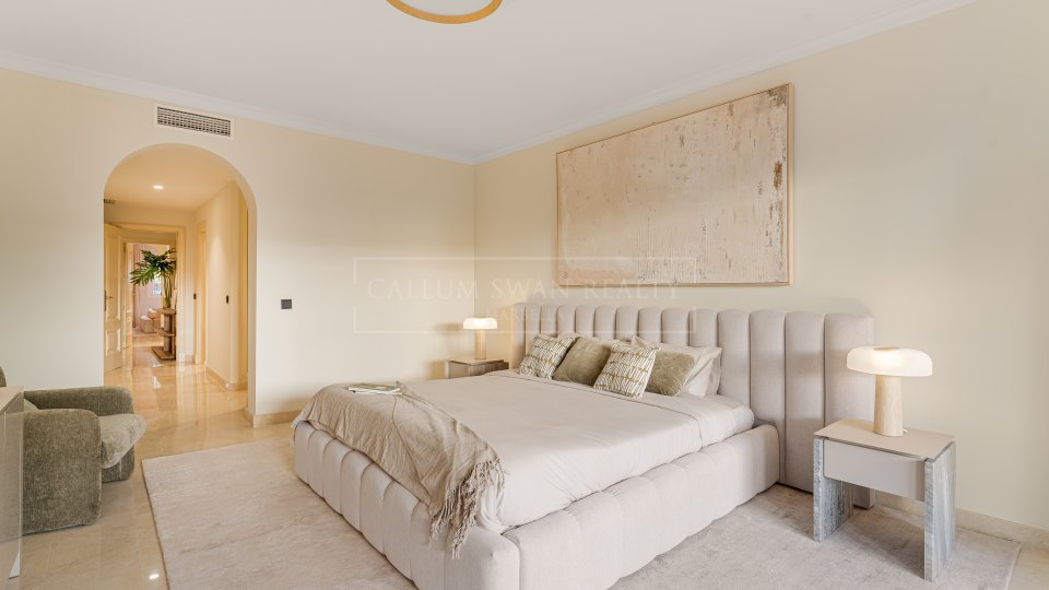 Marbella Golden Mile, Ground Floor Apartment in Sierra Blanca on Marbella’s Golden Mile with Private Garden Terrace