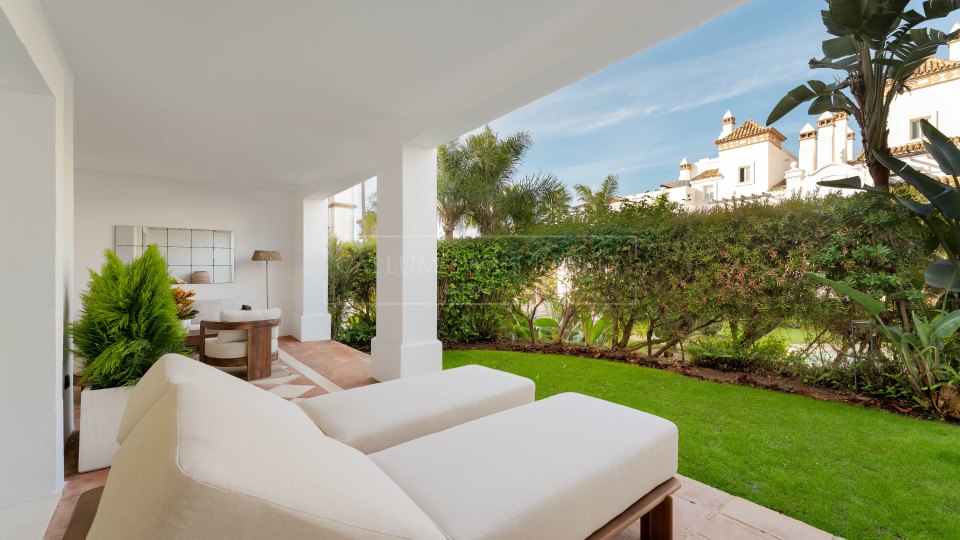 Marbella Golden Mile, Ground Floor Apartment in Sierra Blanca on Marbella’s Golden Mile with Private Garden Terrace
