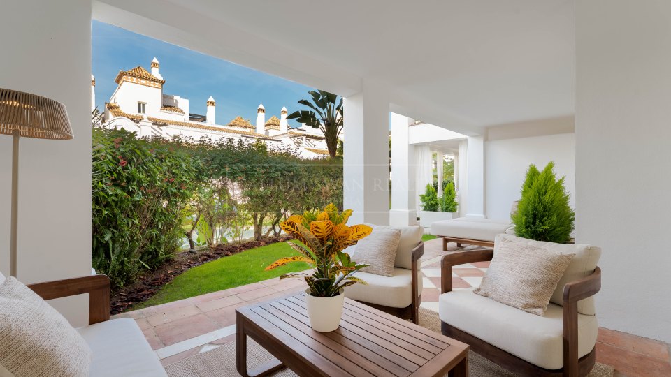 Marbella Golden Mile, Ground Floor Apartment in Sierra Blanca on Marbella’s Golden Mile with Private Garden Terrace