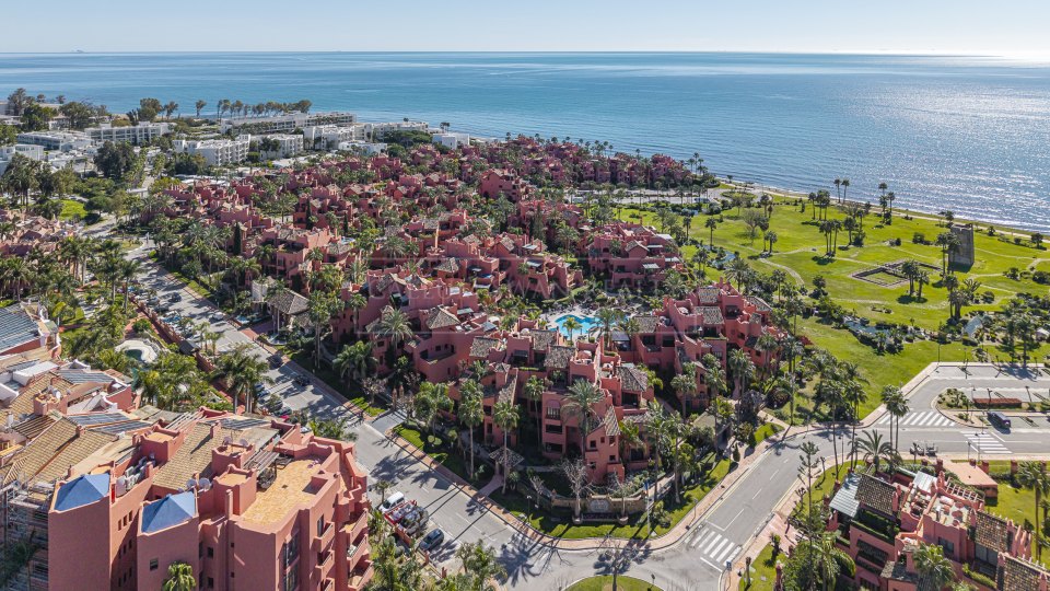 Estepona, Penthouse duplex en première ligne de plage avec vue sur la mer à Torre Bermeja, Estepona
