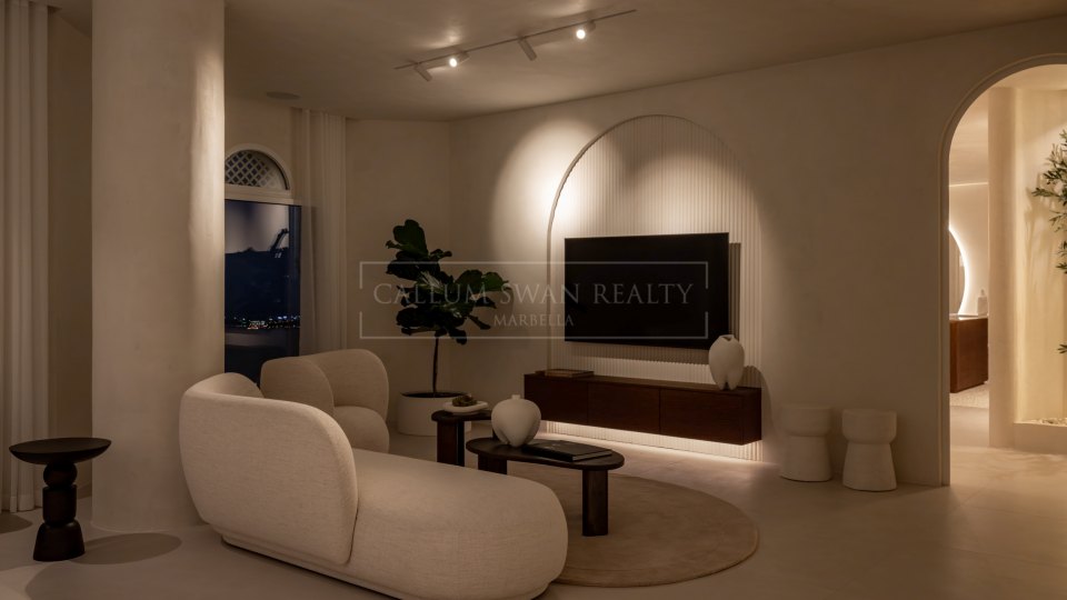 Marbella Golden Mile, Magnifique penthouse de luxe avec vue sur la mer à vendre sur la Mille d'Or de Marbella