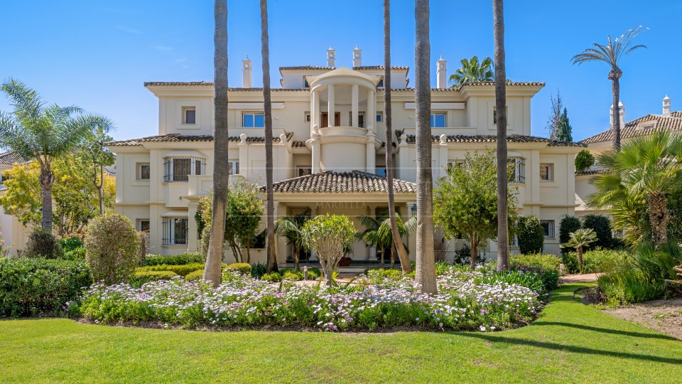 Nueva Andalucia, Appartement au rez-de-chaussée à vendre à Las Alamandas, Nueva Andalucía