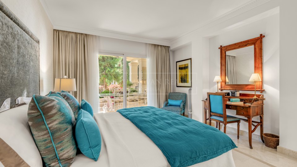 Nueva Andalucia, Appartement au rez-de-chaussée à vendre à Las Alamandas, Nueva Andalucía