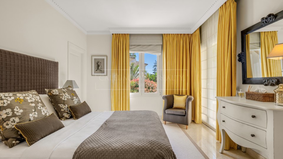 Nueva Andalucia, Appartement au rez-de-chaussée à vendre à Las Alamandas, Nueva Andalucía