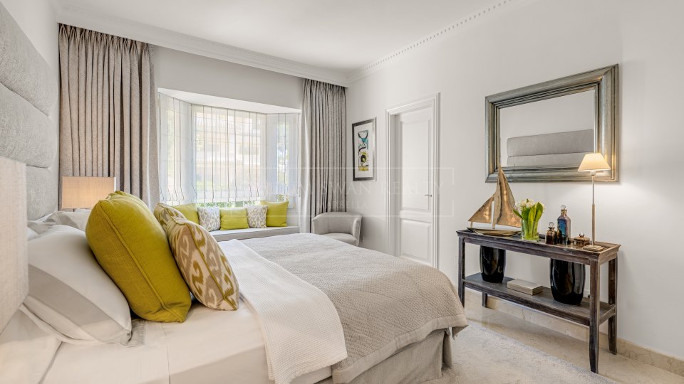 Nueva Andalucia, Appartement au rez-de-chaussée à vendre à Las Alamandas, Nueva Andalucía