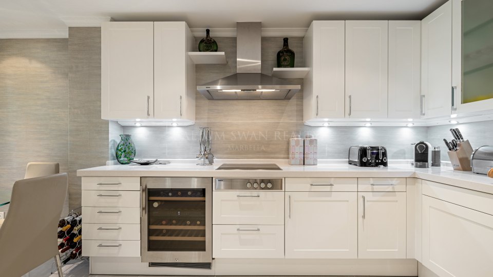 Nueva Andalucia, Appartement au rez-de-chaussée à vendre à Las Alamandas, Nueva Andalucía