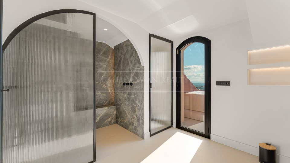 Benahavis, Penthouse duplex quatre pièces avec vue sur la mer à Monte Halcones, Benahavís