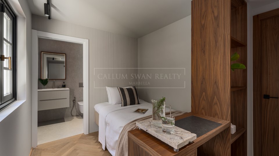 Nueva Andalucia, Élégante villa golfique de quatre chambres à Nueva Andalucía Golf Valley, Marbella