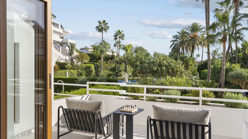 Nueva Andalucia, Four-Bedroom Duplex for Sale in Nueva Andalucia’s Golf Valley with Private Garden