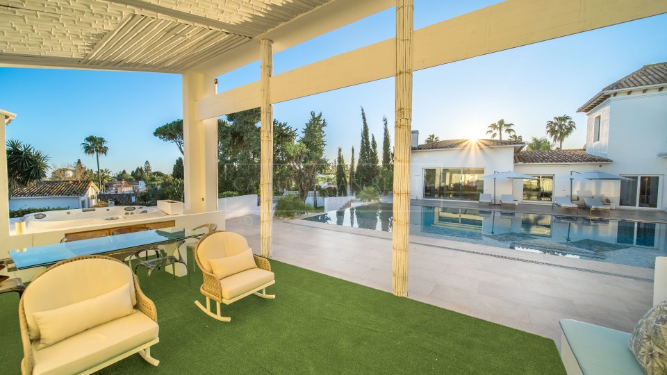 San Pedro de Alcantara, Villa moderne de six chambres à vendre à Guadalmina Alta, San Pedro de Alcántara