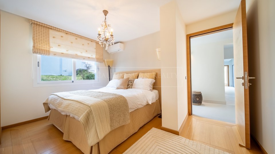 San Pedro de Alcantara, Villa moderne de six chambres à vendre à Guadalmina Alta, San Pedro de Alcántara