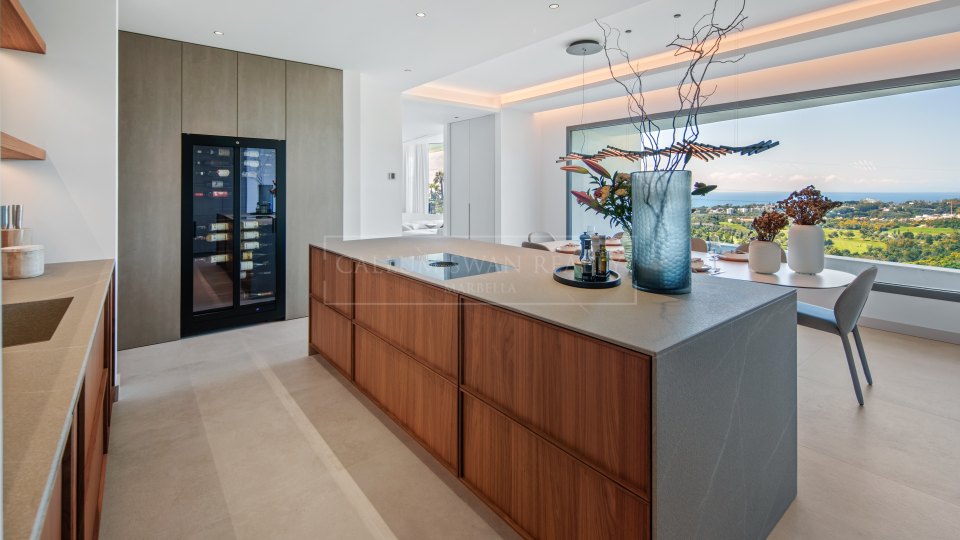 Marbella East, Modern Four-Bedroom Villa with Sea Views for Sale in El Rosario, Marbella