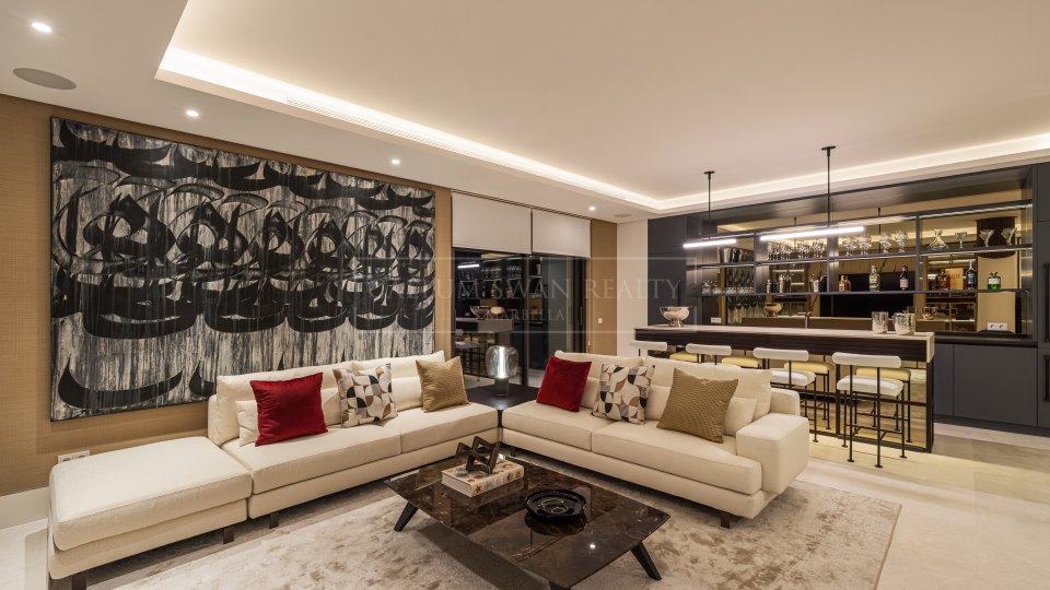 Marbella Golden Mile, Villa contemporaine de cinq chambres avec vue sur la mer à Marbella Hill Club, Golden Mile