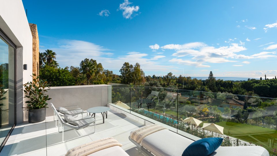 Marbella Golden Mile, Villa contemporaine de cinq chambres avec vue sur la mer à Marbella Hill Club, Golden Mile