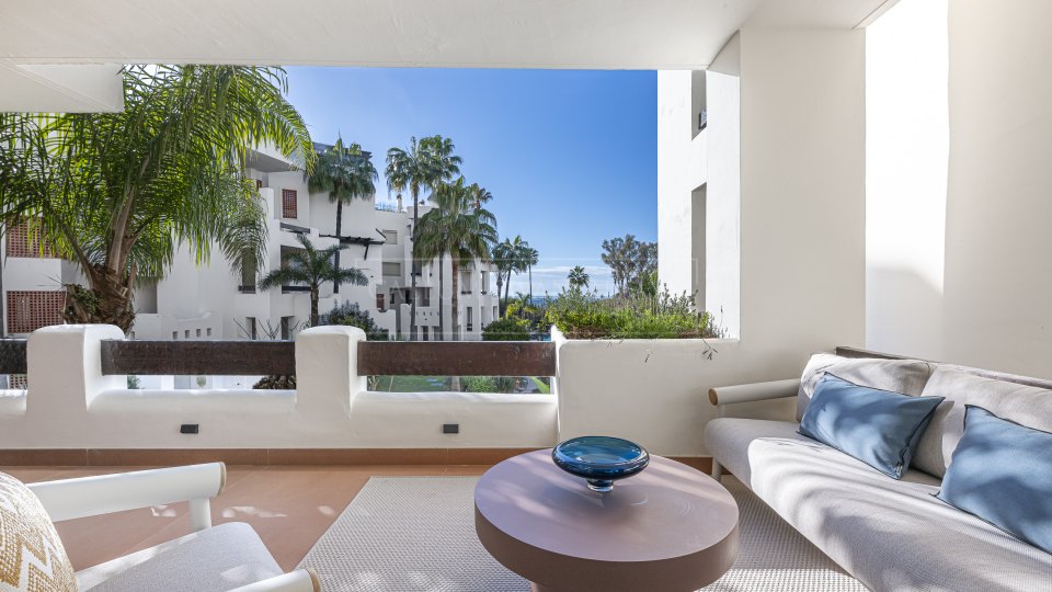 Estepona, Appartement en bord de mer avec trois chambres et vue sur la mer à Bahia del Velerín, Estepona