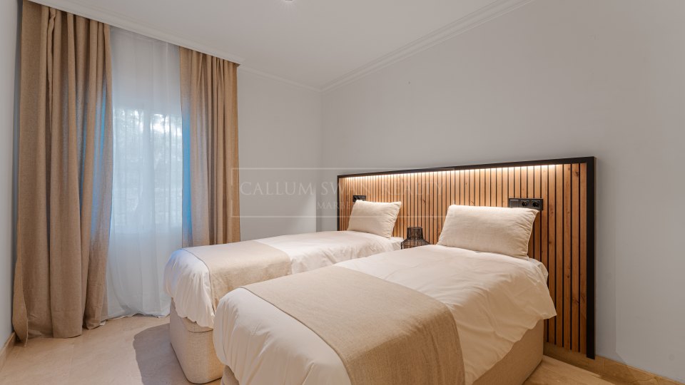 Marbella Golden Mile, Appartement rénové de trois chambres à vendre à Sierra Blanca, Marbella